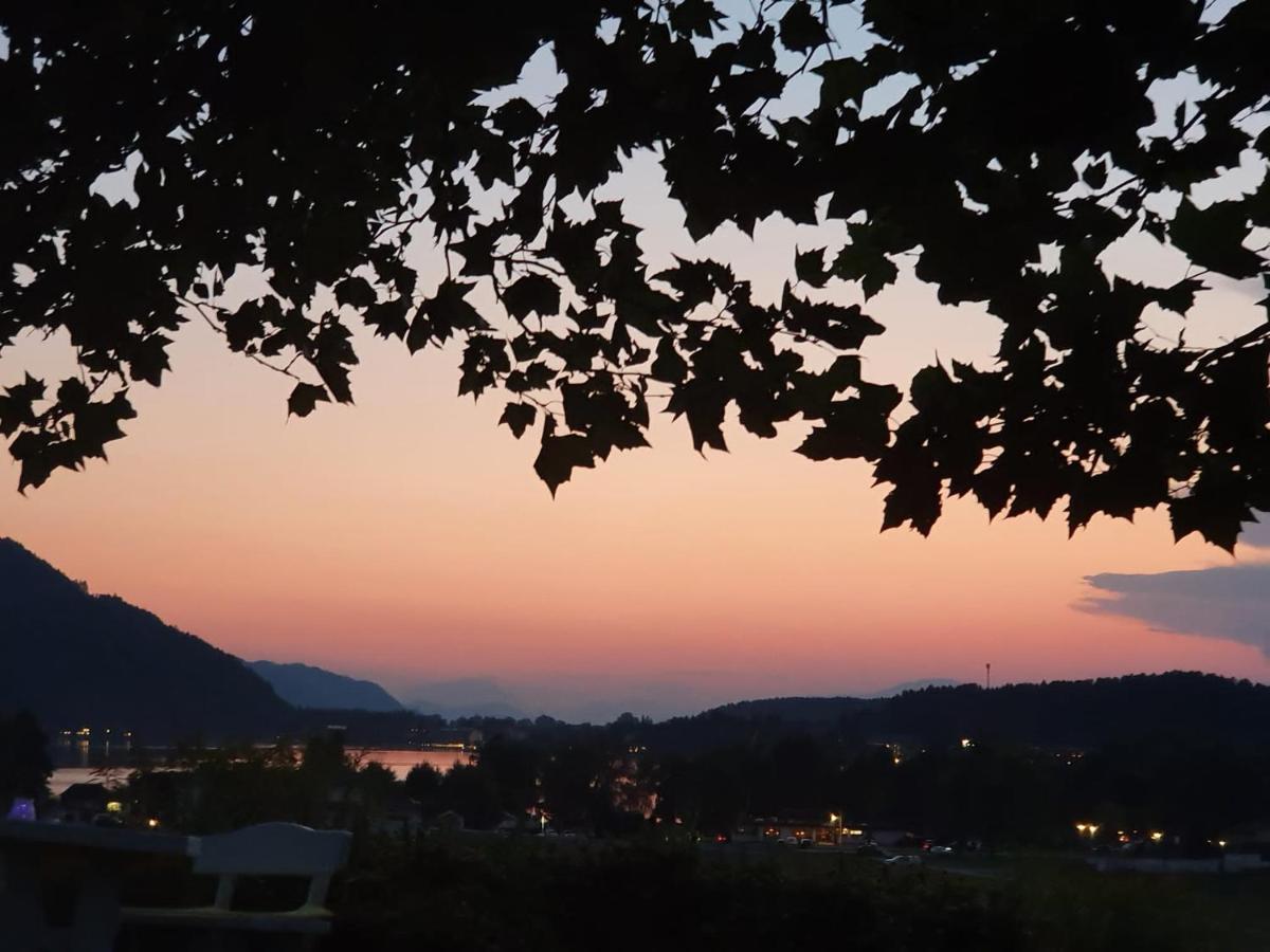 Georgihof Im Park Appartement Unterburg am Klopeiner See Buitenkant foto